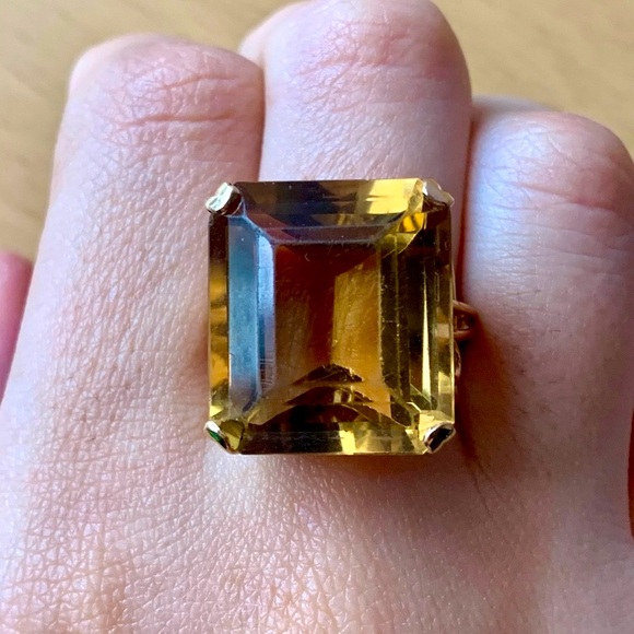 VINTAGE 14K YELLOW GOLD HUGE STEP EMERALD CUT CITRINE QUARTZ RING STATEMENT - Picture 4 of 16
